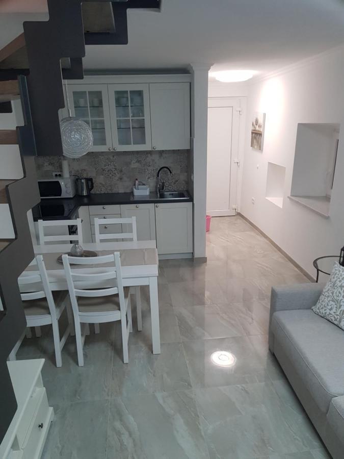 Boutique Villa Zontova Jama Vipava Buitenkant foto