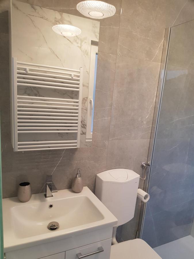 Boutique Villa Zontova Jama Vipava Buitenkant foto