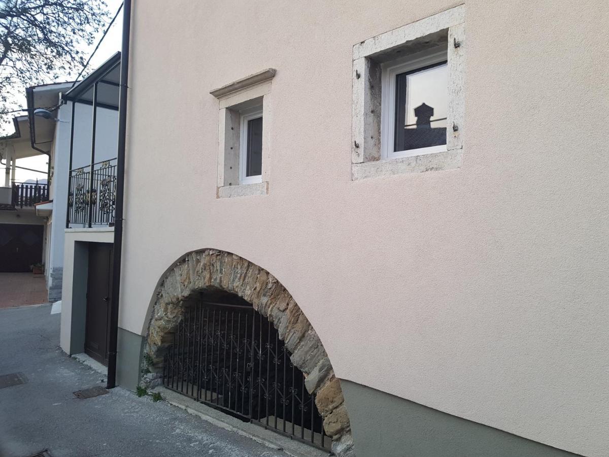 Boutique Villa Zontova Jama Vipava Buitenkant foto
